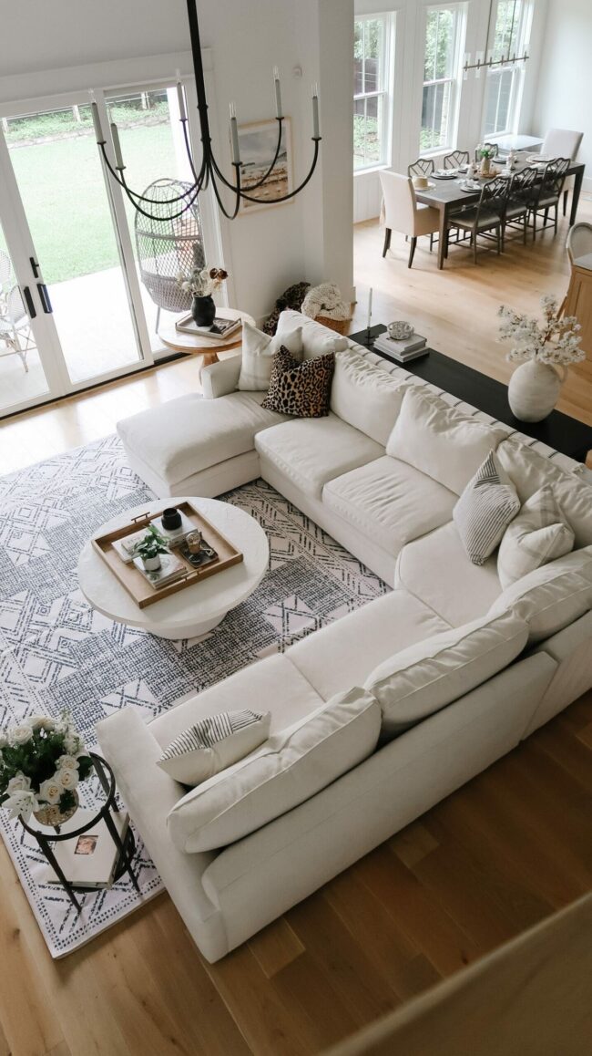 Diverse Styles Merging in Harmony