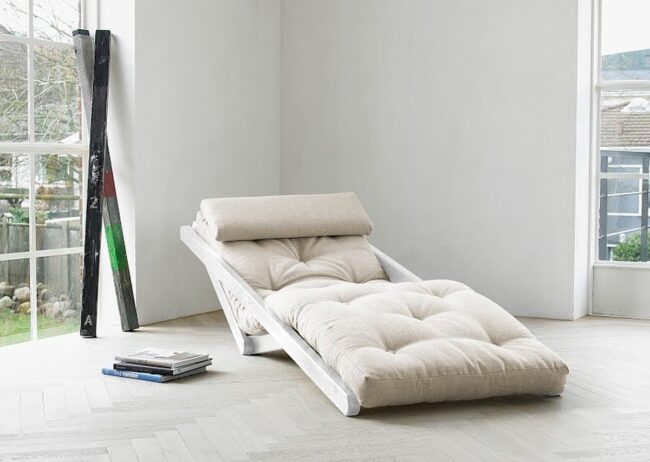 Contemporary Chaise Lounge