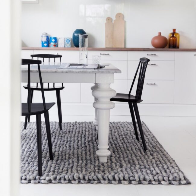 Minimalist Monochrome Elegance