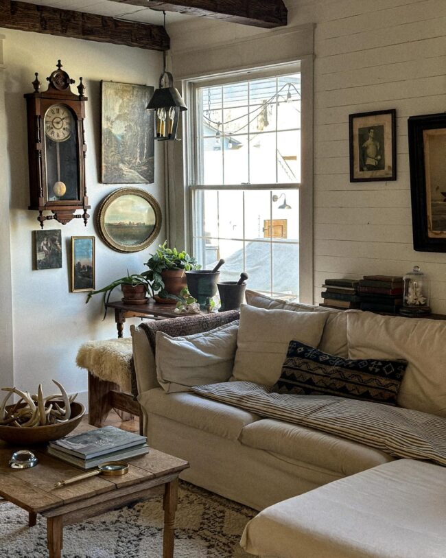 Why Antiques Work Well in Modern Homes