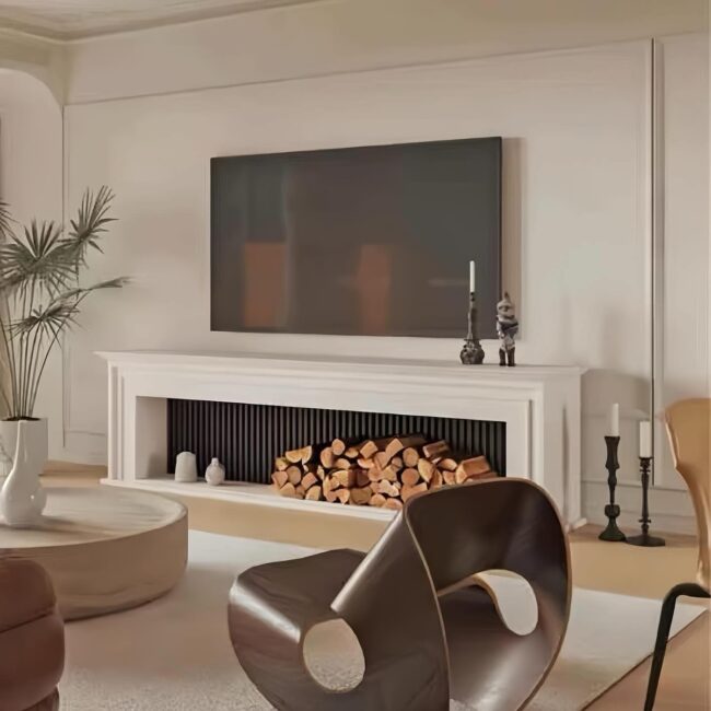 Chic Balance for Modern Interiors