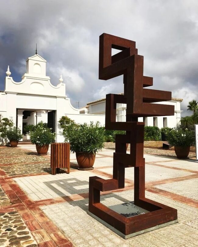 Geometric Metal Framework