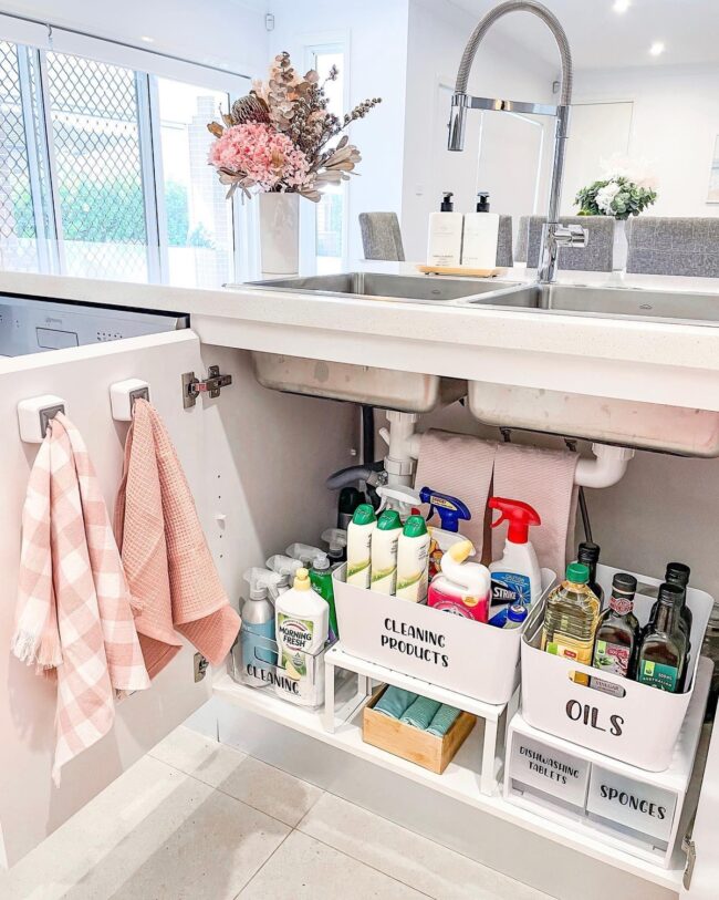 Streamlined Storage with Labeled Organization