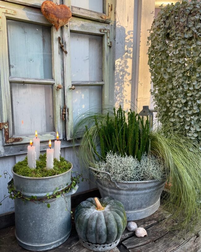 Charming Rustic Frames with Metal Planters