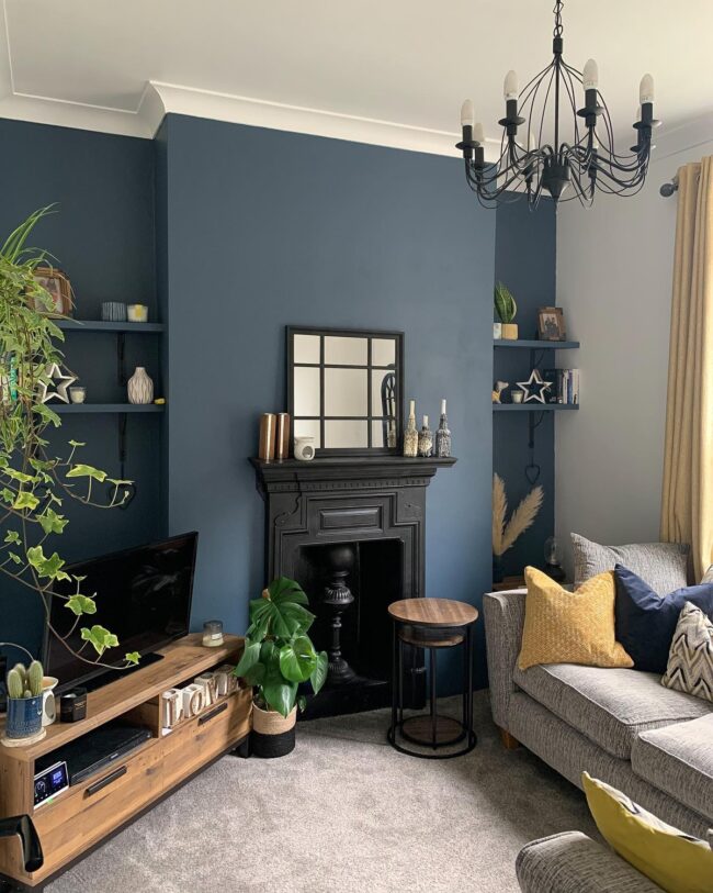 Rich Blue Victorian Comfort Redefined