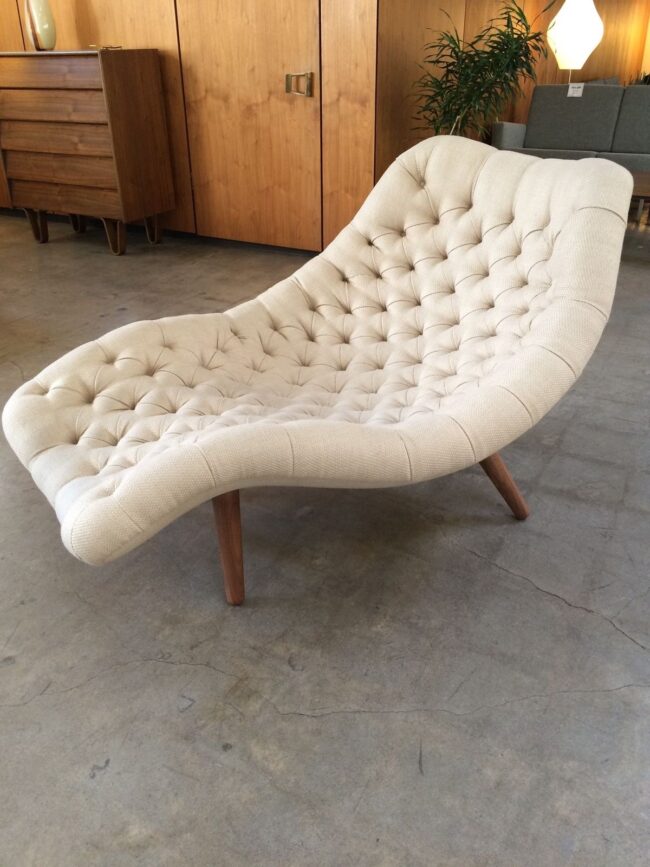 Sculptural Lounge Elegance