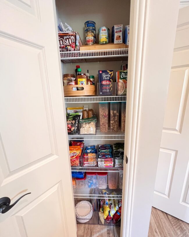 Simple Wire Shelf Pantry for Practicality